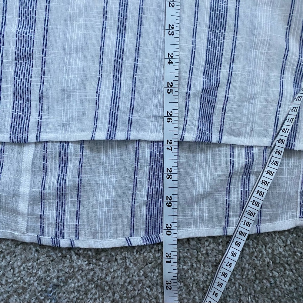 OLIVE + OAK Striped Sleeveless Blouse - Picture 7 of 11